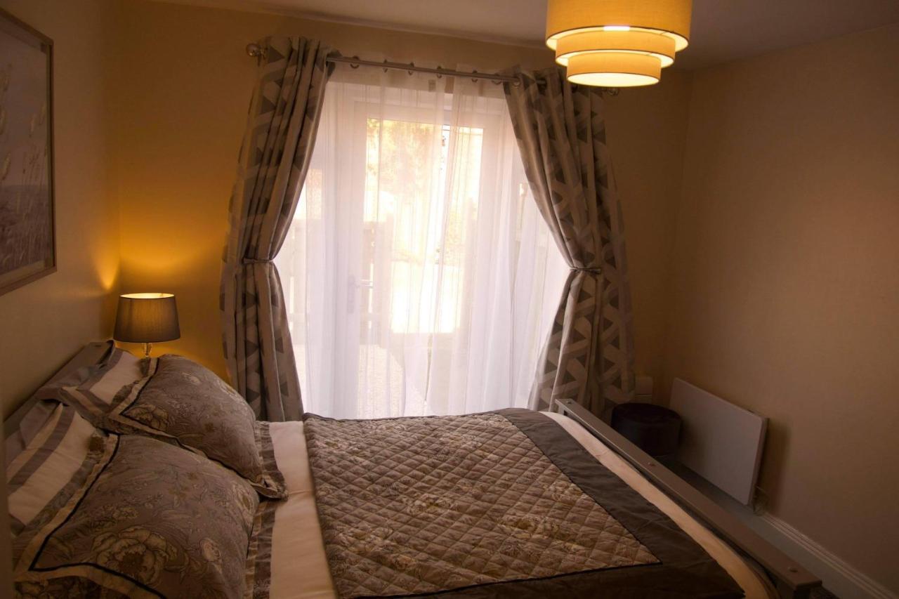 York City Centre, Recently Renovated 2 Bedroom Flat Buitenkant foto